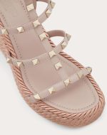 ROCKSTUD ANKLE STRAP WEDGE SANDAL IN CALFSKIN LEATHER 95 MM - Image 2